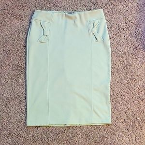 Bow detail pencil skirt